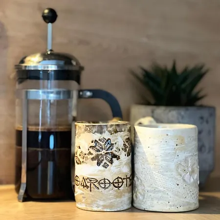 Spithamn & Private Sauna Retreat Feriehus *