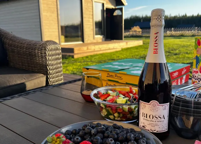 Spithamn & Private Sauna Retreat بيت للعطل *